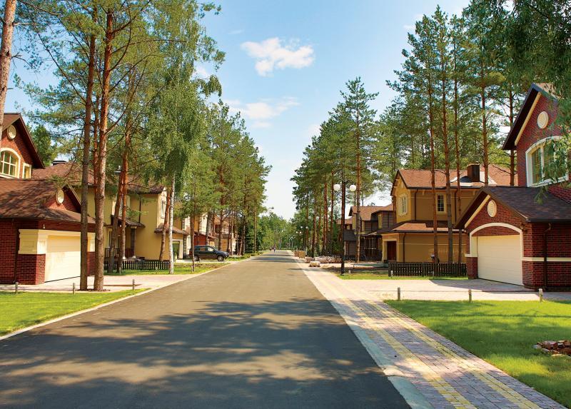 КМ Riviera Village